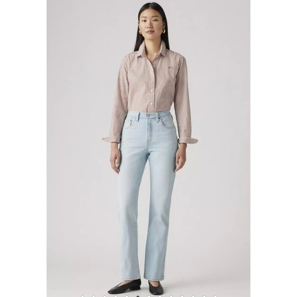 New Levi's 27x32 Premium 501 Original Fit Women's Jeans Wow Me Over Light Wash - Picture 4 of 5